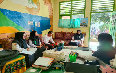 Rapat Kerja Guru BK - Kepala MAN 1 Bengkulu Utara, Rumuskan Tata Tertib Siswa
