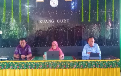Tingkatkan Kompetensi Mengajar Guru MAN 1 Bengkulu Utara Ikuti Sosialisasi Implementasi Platform Pembelajaran Digital
