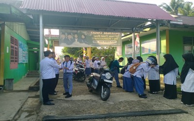 Pembiasaan Pagi Budaya 5S di MAN 1 Bengkulu Utara